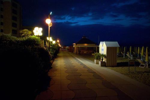 Hotel Arizona Lido di Jesolo Eksteriør bilde